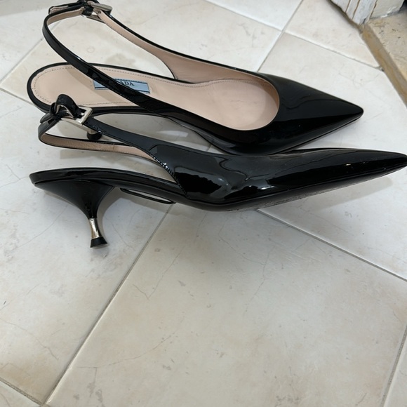 Prada heels - Picture 3 of 4